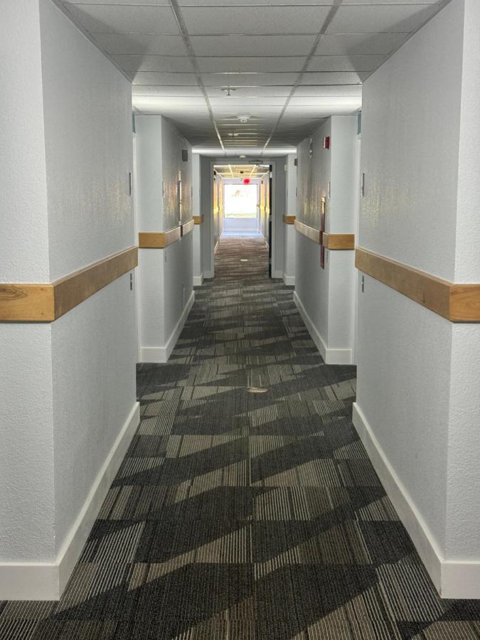 Studio 6 Suites East Syracuse Airport Bagian luar foto