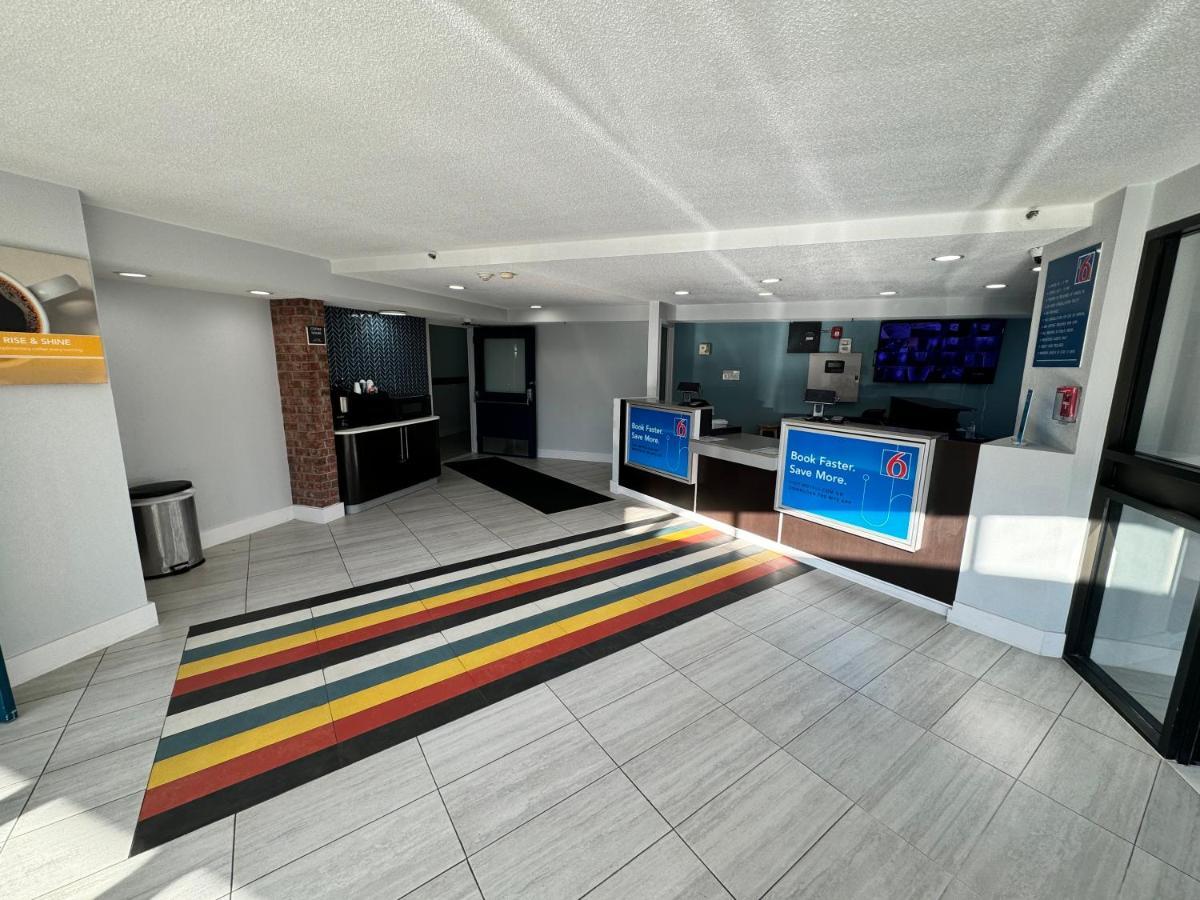 Studio 6 Suites East Syracuse Airport Bagian luar foto