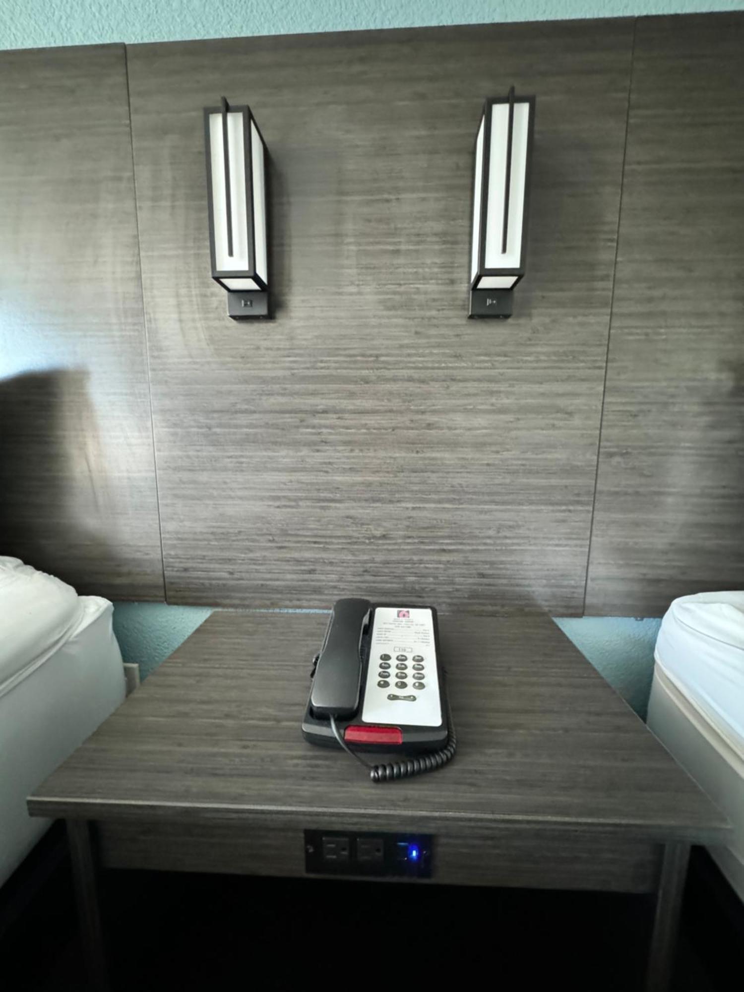 Studio 6 Suites East Syracuse Airport Bagian luar foto